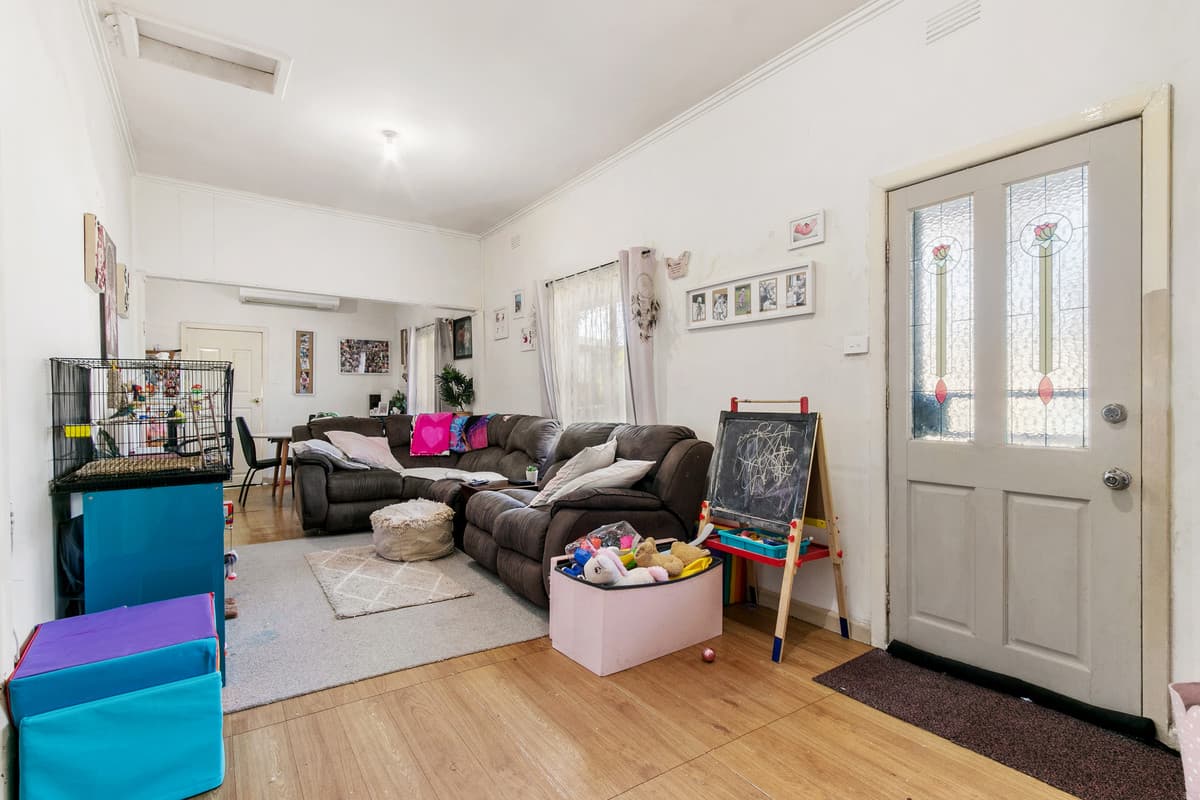 4 / 168 Narracan Drive, Newborough VIC 3825, Newborough - Thumbnail 2