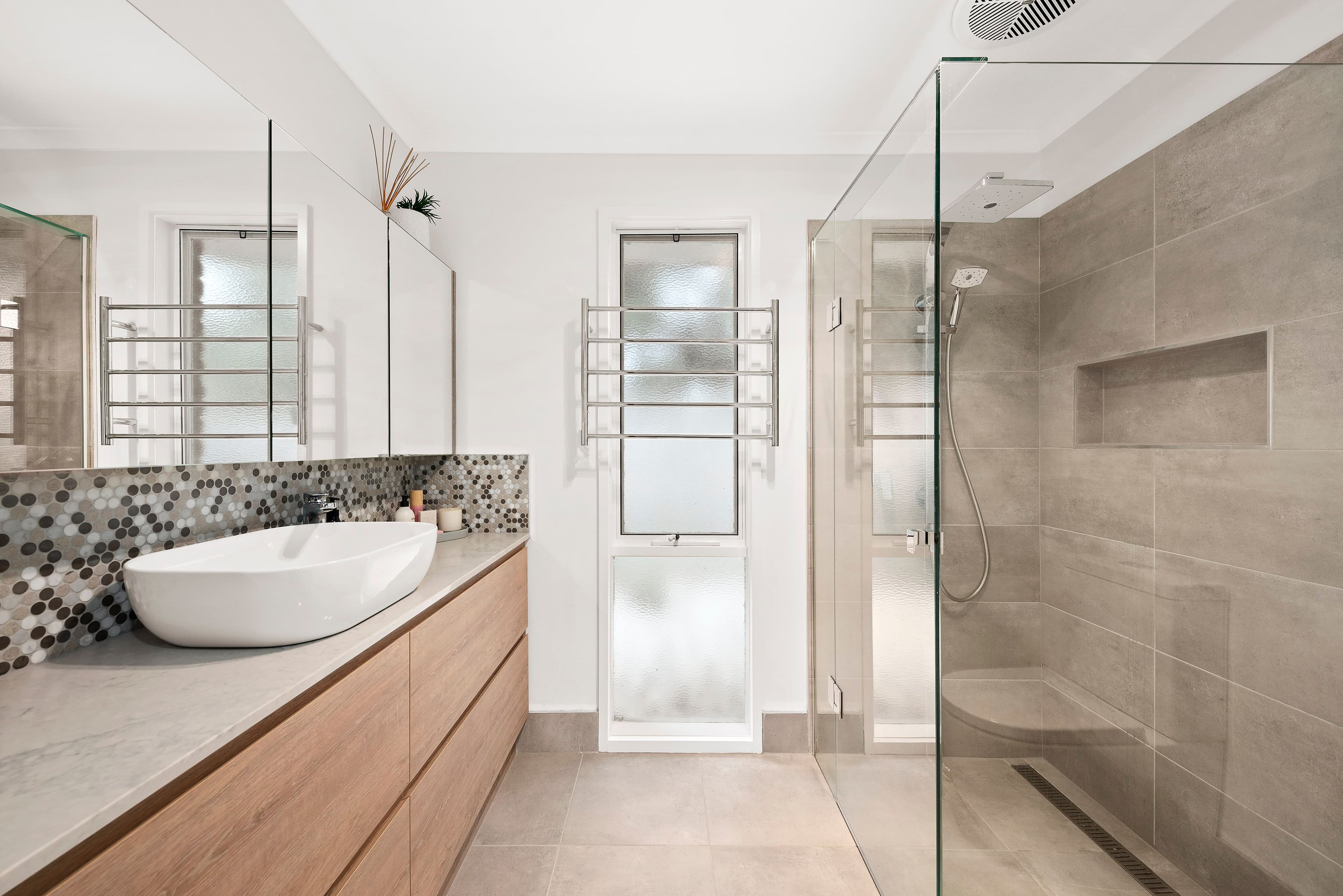 14 Lincoln Avenue, Bayswater VIC 3153, Bayswater - Thumbnail 2