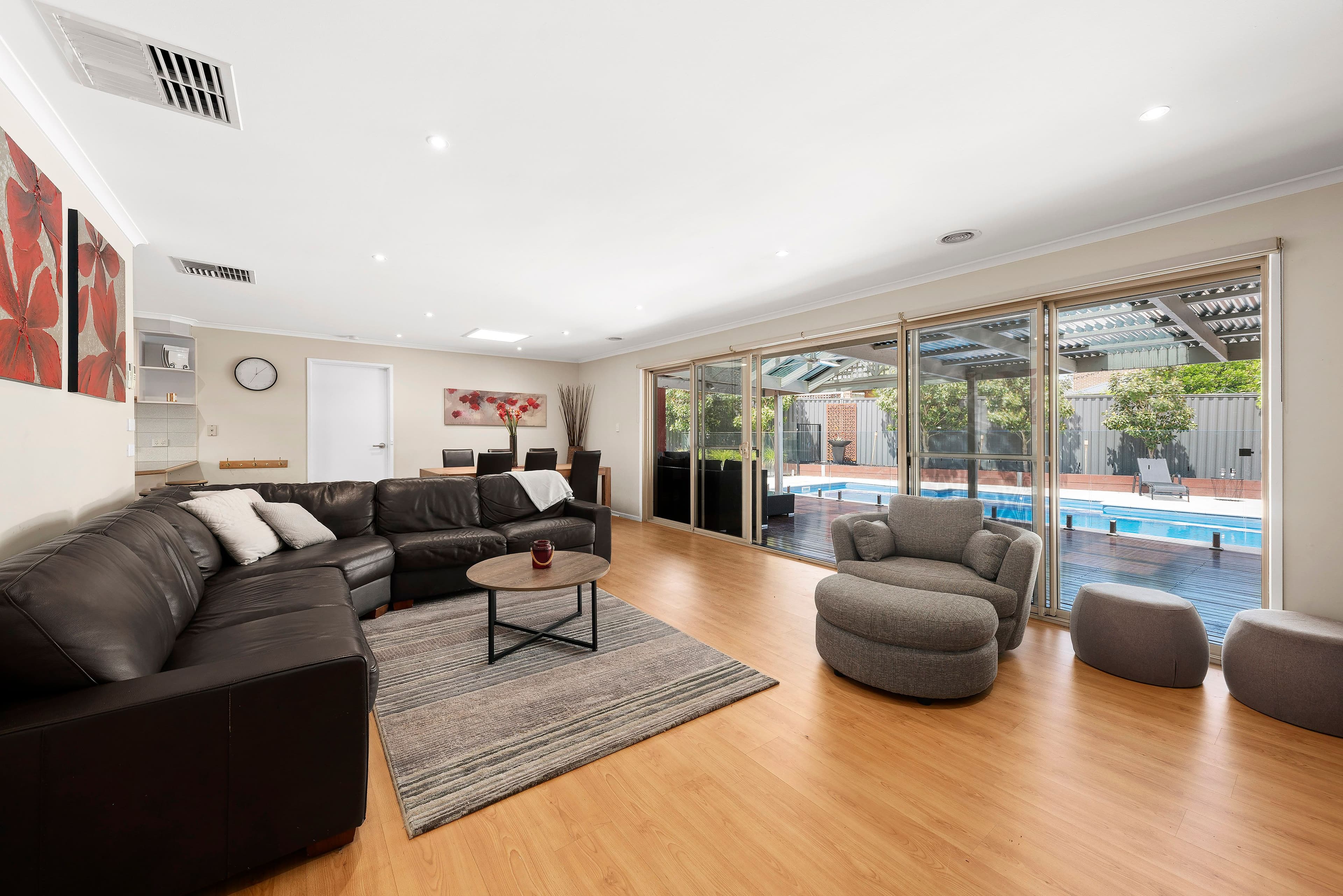 14 Lincoln Avenue, Bayswater VIC 3153, Bayswater - Thumbnail 3