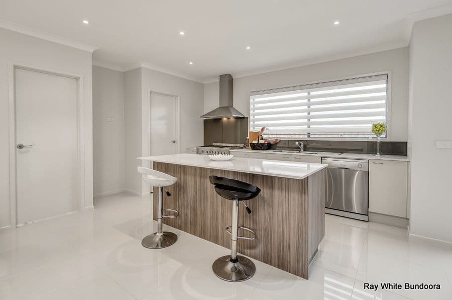 31 Tripani Avenue, LALOR VIC 3075, Lalor - Thumbnail 2