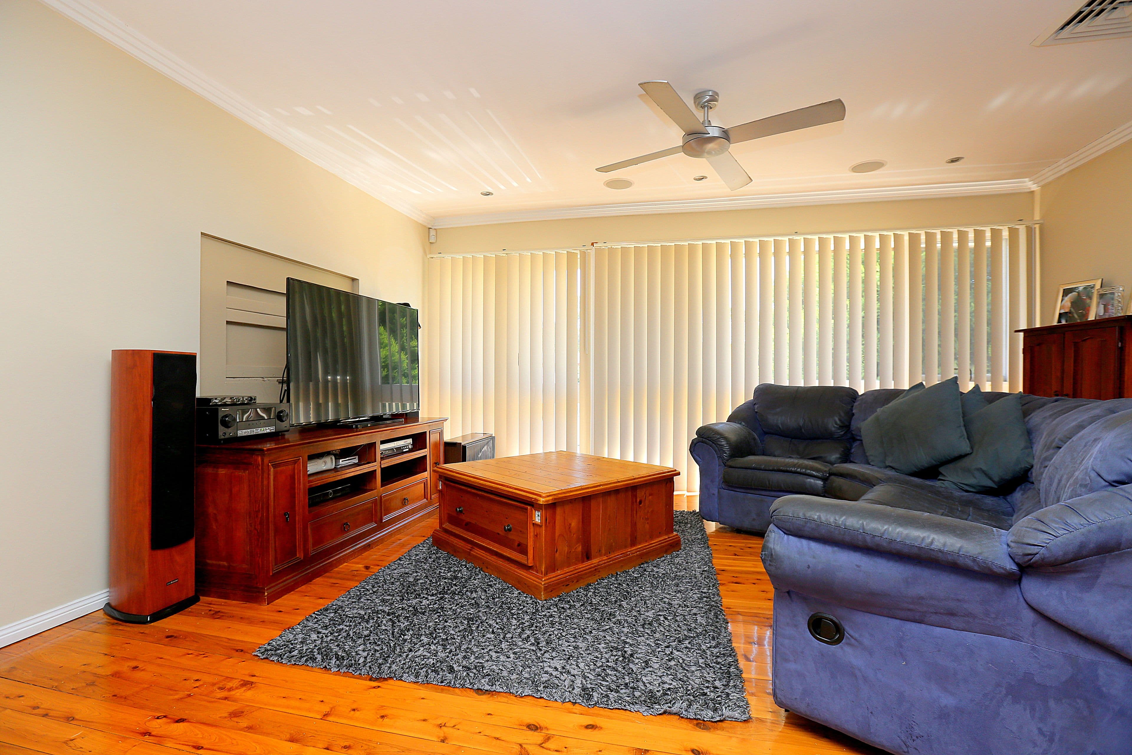 45 Wendy Avenue, Georges Hall - Thumbnail 2