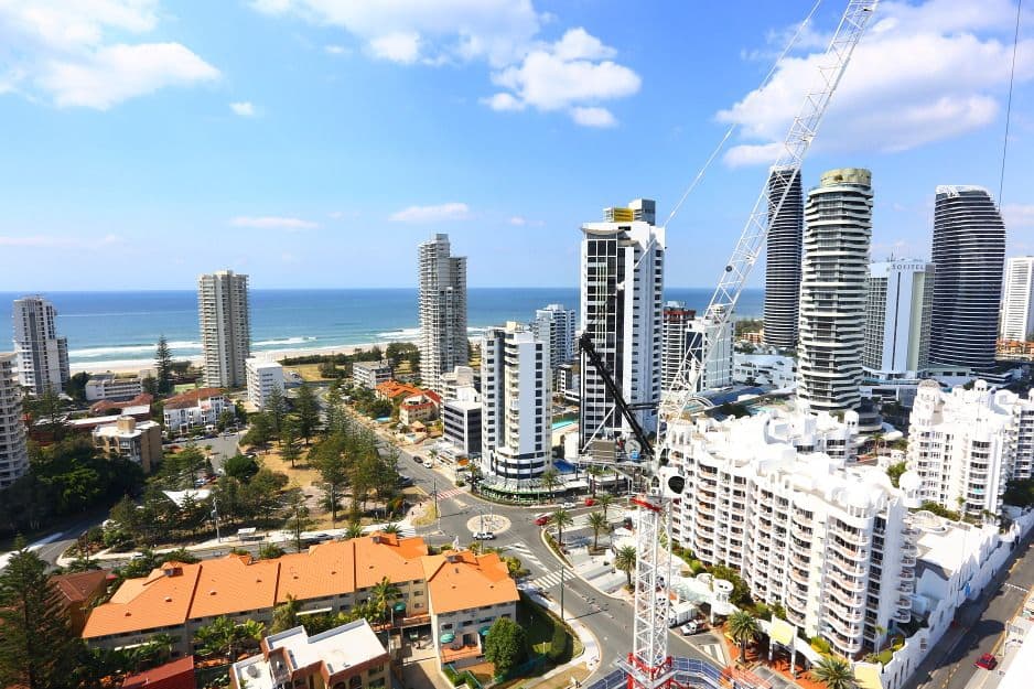 125 'Synergy' 2729-2733 Gold Coast Highway, Broadbeach QLD 4218, Broadbeach - Thumbnail 3