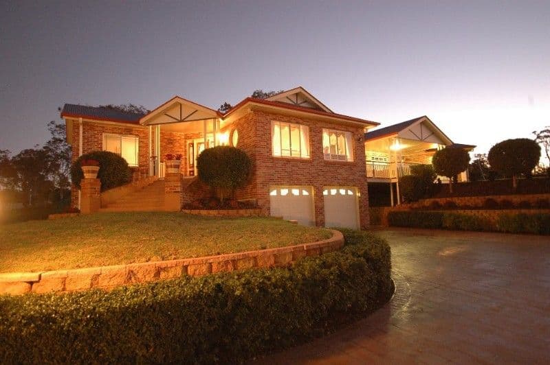 5 John Trousdell Court, COTSWOLD HILLS QLD 4350, Cotswold Hills - Image 1