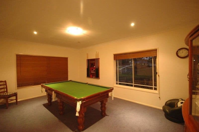 5 John Trousdell Court, COTSWOLD HILLS QLD 4350, Cotswold Hills - Thumbnail 4