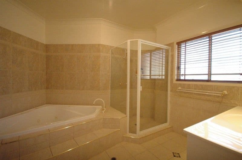 5 John Trousdell Court, COTSWOLD HILLS QLD 4350, Cotswold Hills - Thumbnail 6