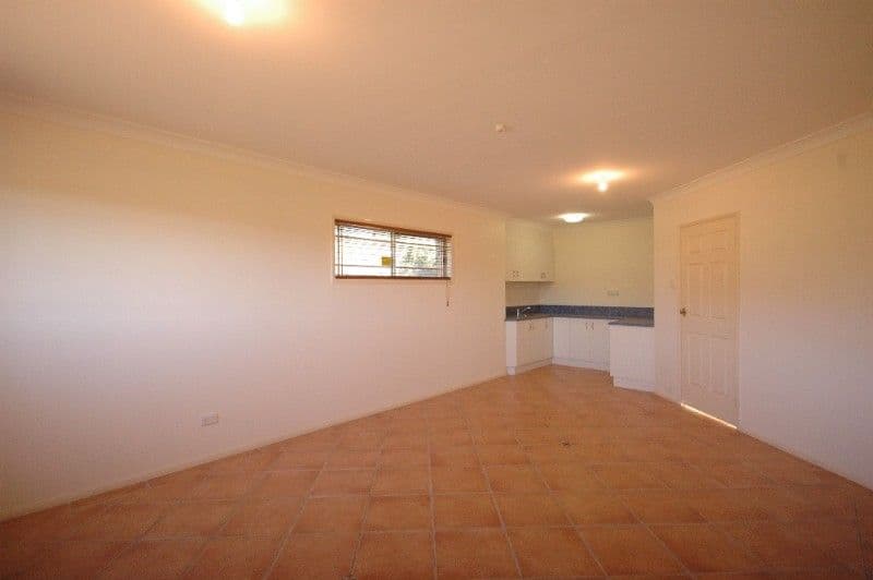 5 John Trousdell Court, COTSWOLD HILLS QLD 4350, Cotswold Hills - Thumbnail 7