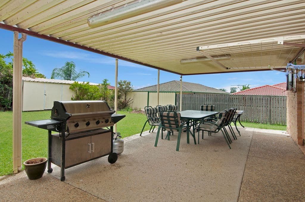 27 Wallace Street, Crestmead QLD 4132, Crestmead - Thumbnail 2