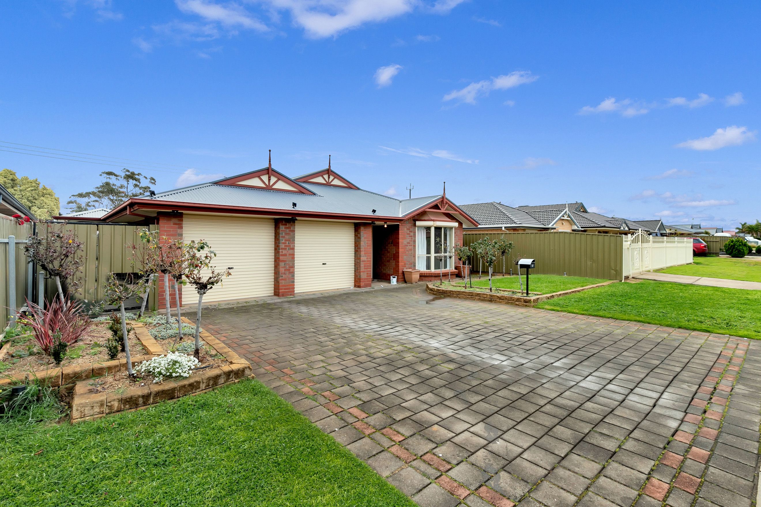 27 Dartmouth Street, Davoren Park SA 5113, Davoren Park - Thumbnail 2