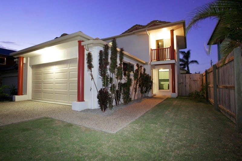 20 Gale Street, REDCLIFFE QLD 4020, Redcliffe - Image 1