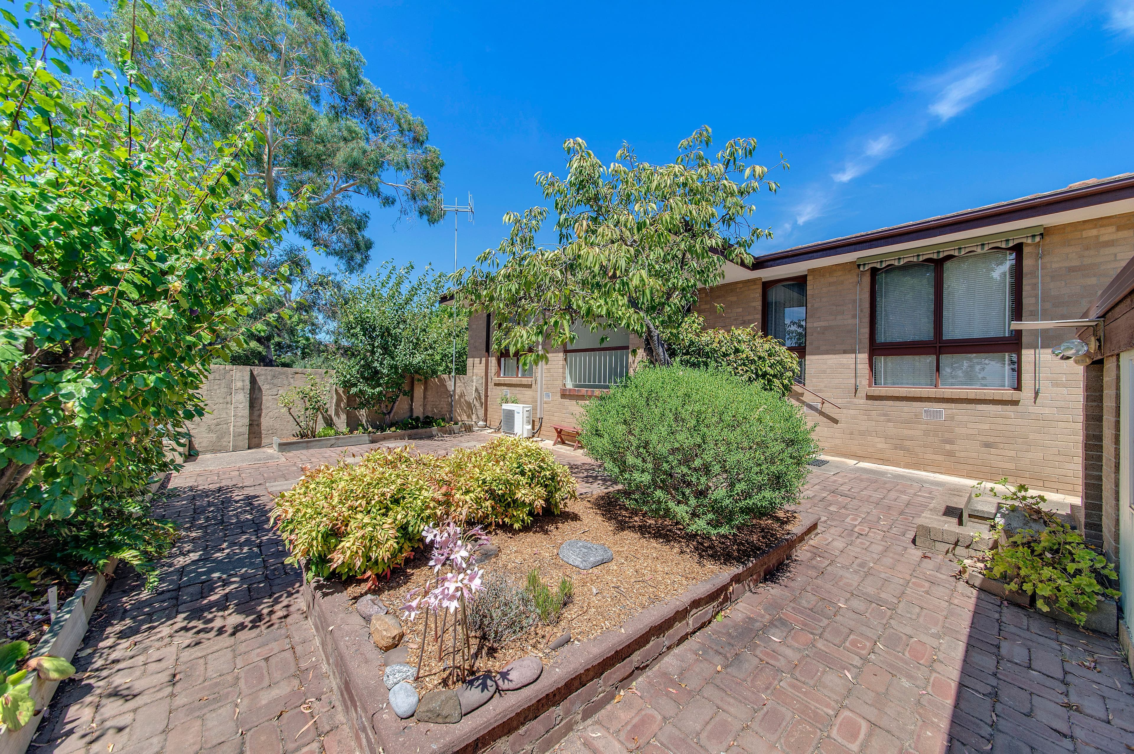 39 Mockridge Crescent, Holt ACT 2615, Holt - Thumbnail 2