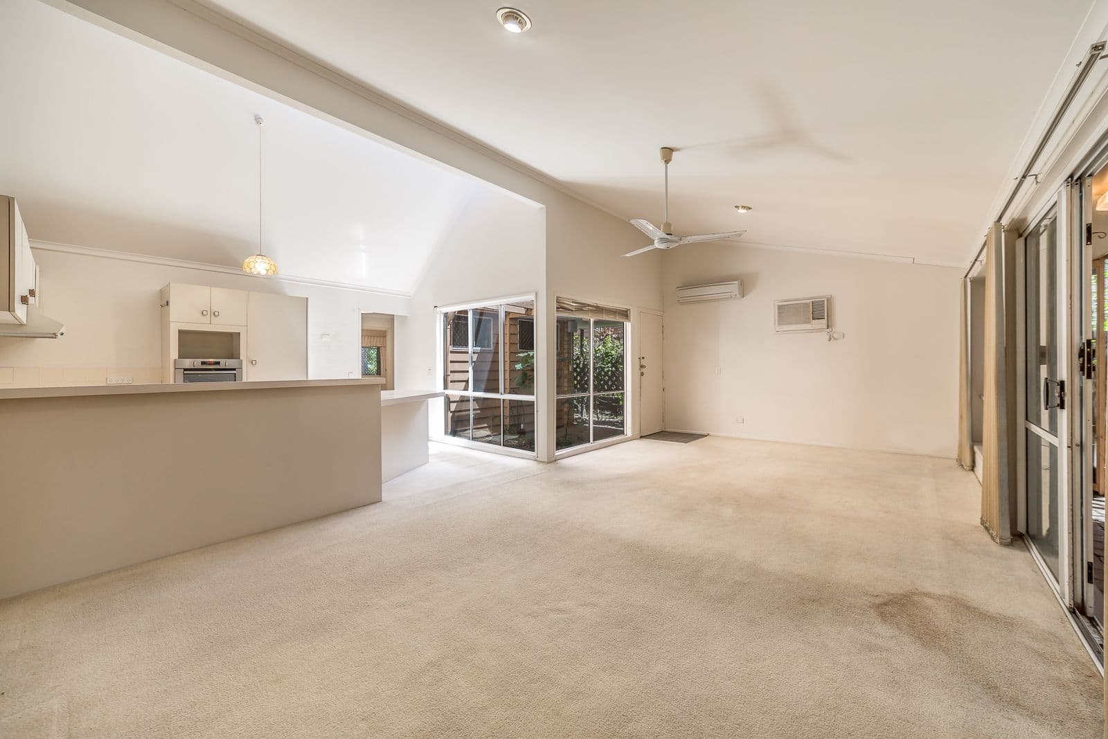 7 Wildwood Court, Surfers Paradise QLD 4217, Surfers Paradise - Thumbnail 2