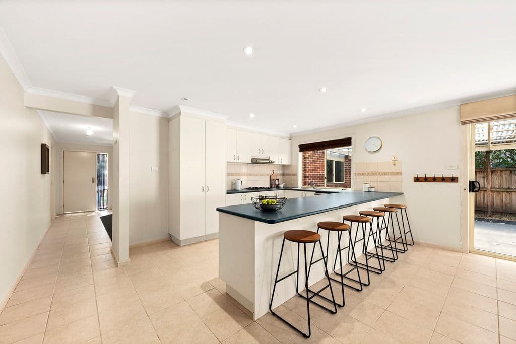 13 Hadley Circuit, Narre Warren South VIC 3805, Narre Warren South - Thumbnail 2