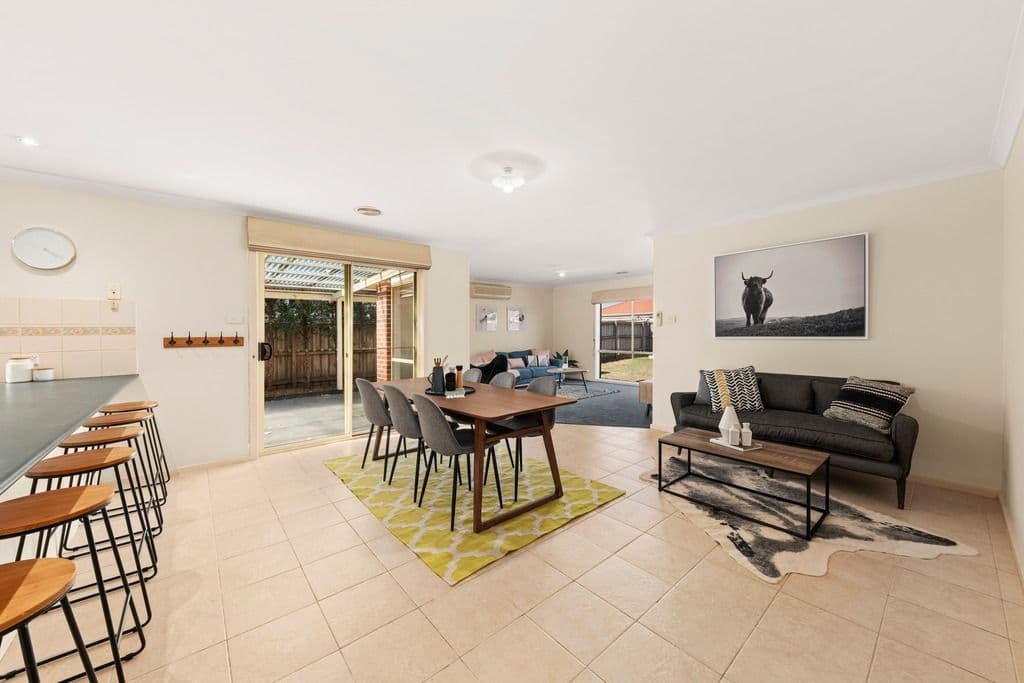 13 Hadley Circuit, Narre Warren South VIC 3805, Narre Warren South - Thumbnail 4