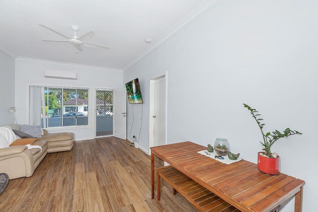 1 Macquarie Road, Fennell Bay NSW 2283, Fennell Bay - Thumbnail 3
