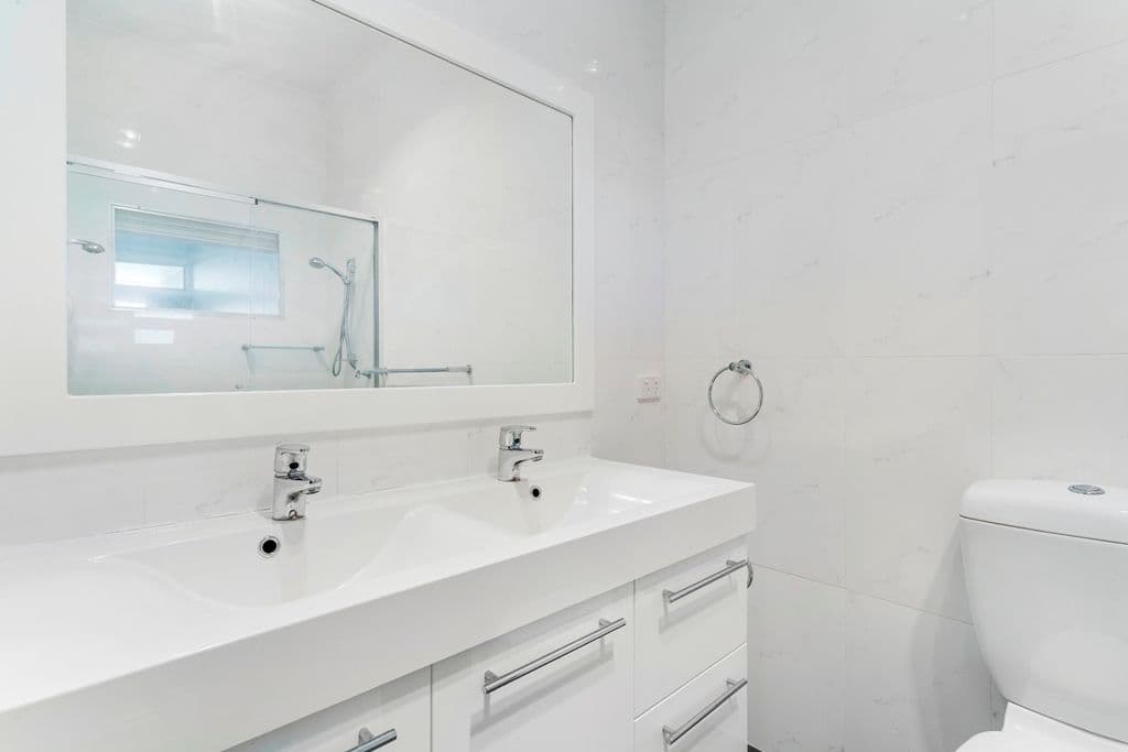 Unit 1, 43 Strow Street, BARLOWS HILL QLD 4703, Barlows Hill - Thumbnail 5