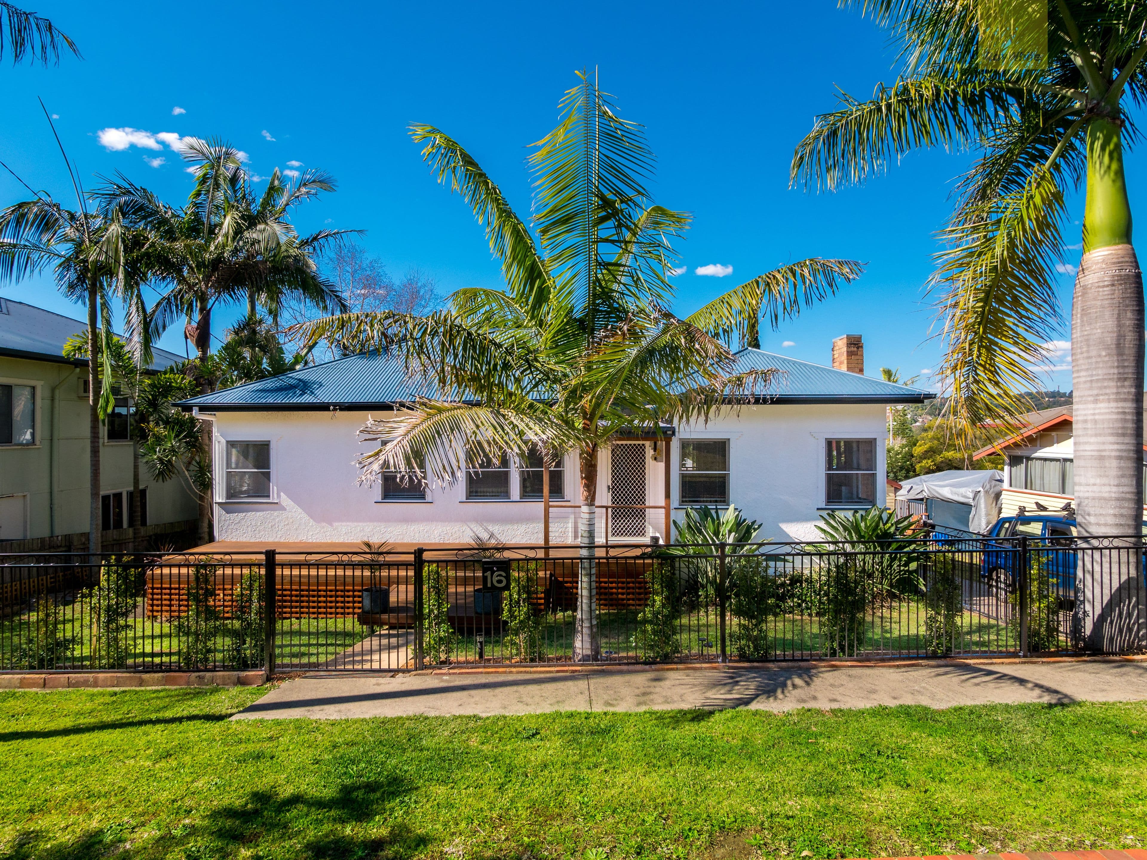 16 Daphne Street, Girards Hill - Image 1