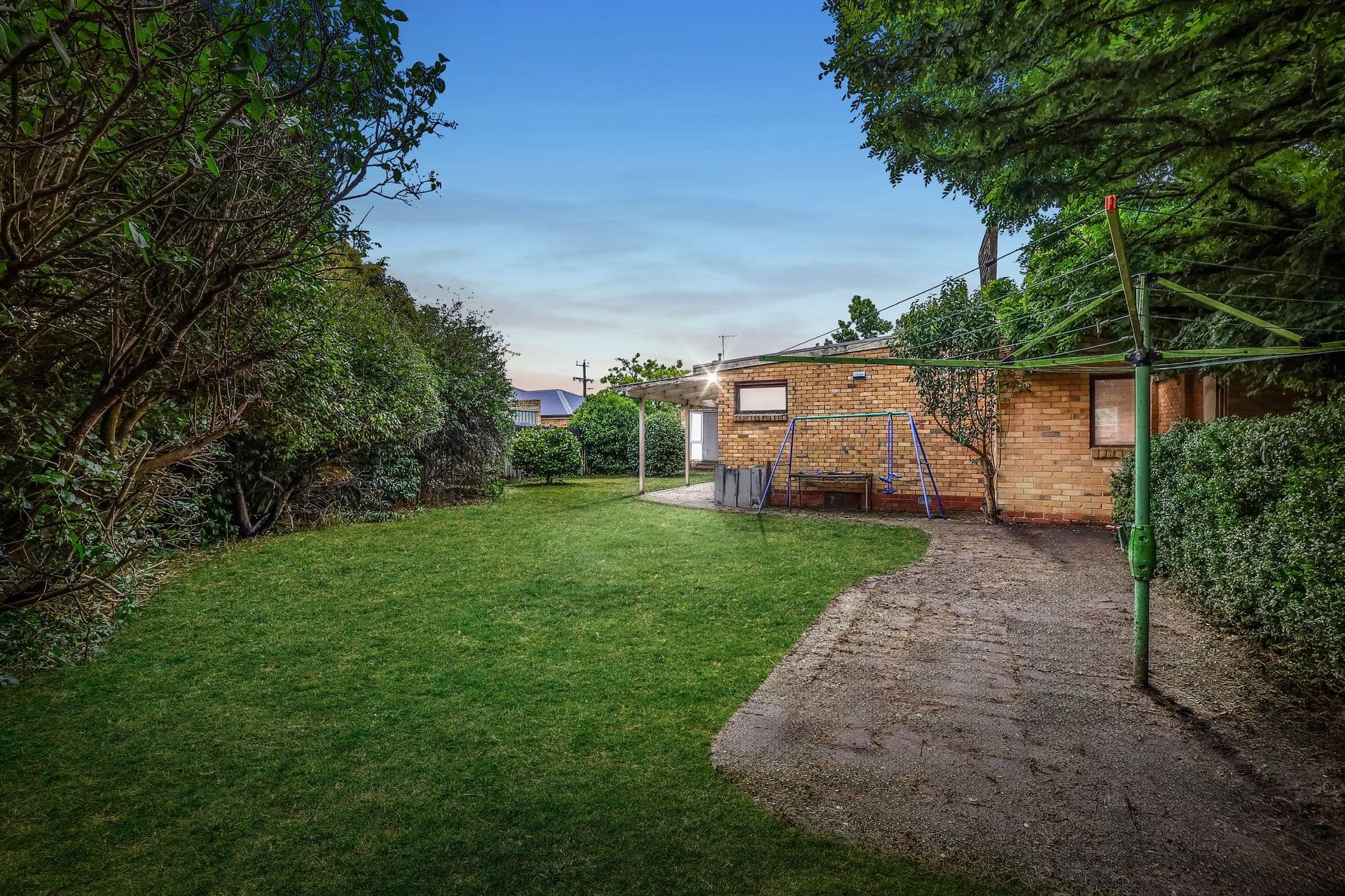 46 Winbourne Road, Mount Waverley VIC 3149, Mount Waverley - Thumbnail 4