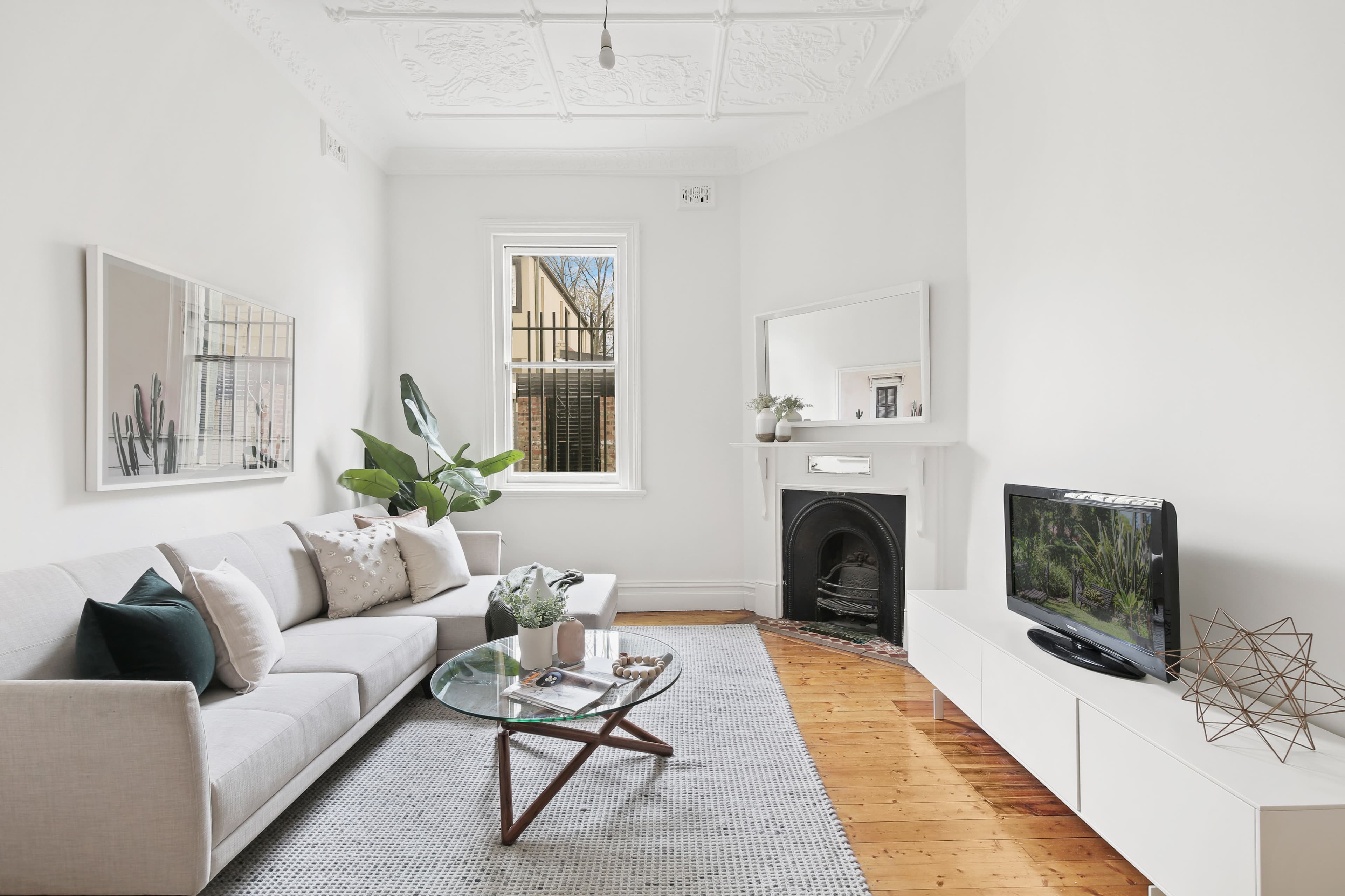 84 Suttor Street, Alexandria - Image 1
