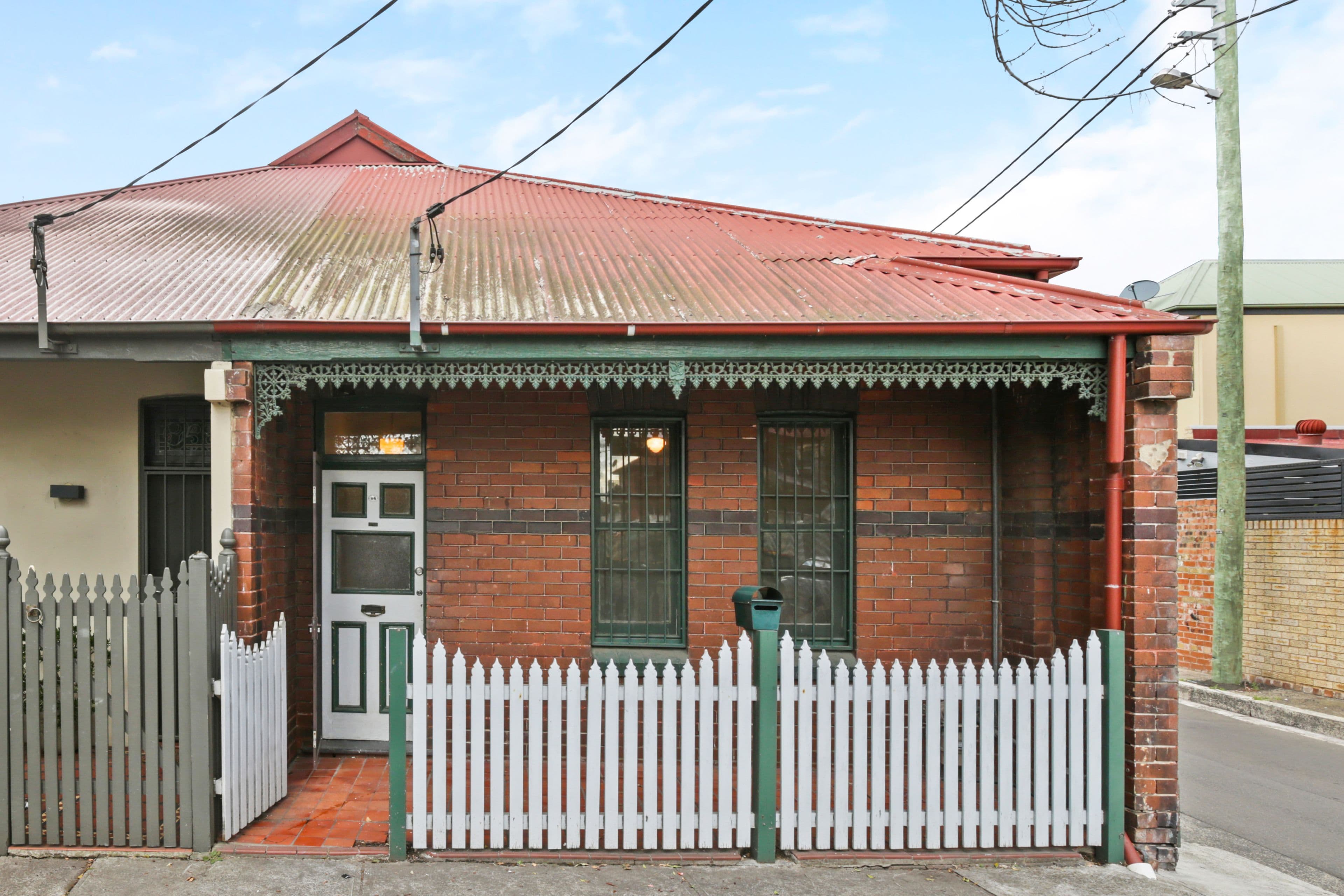 84 Suttor Street, Alexandria - Thumbnail 2
