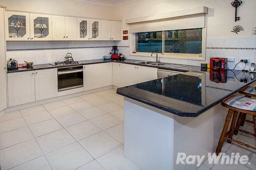 61 Orient Avenue, Mitcham VIC 3132, Mitcham - Thumbnail 4