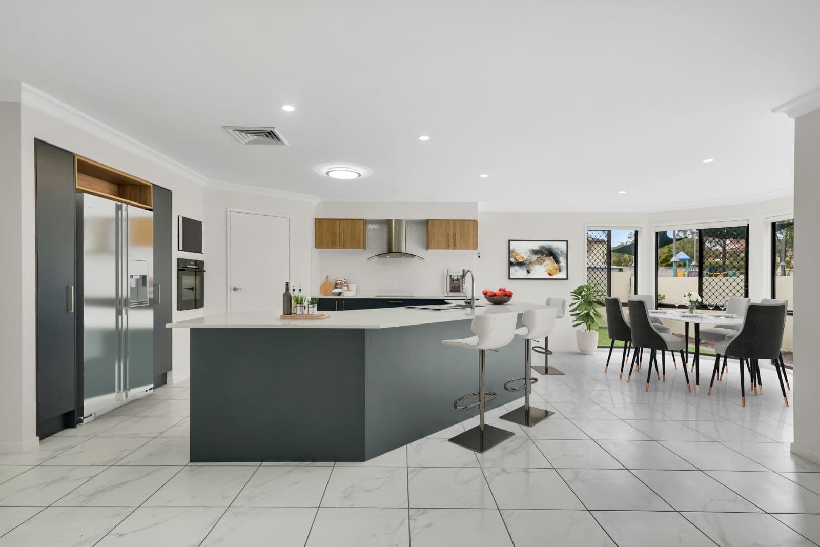4 Deal Cove, Arundel QLD 4214, Arundel - Thumbnail 4