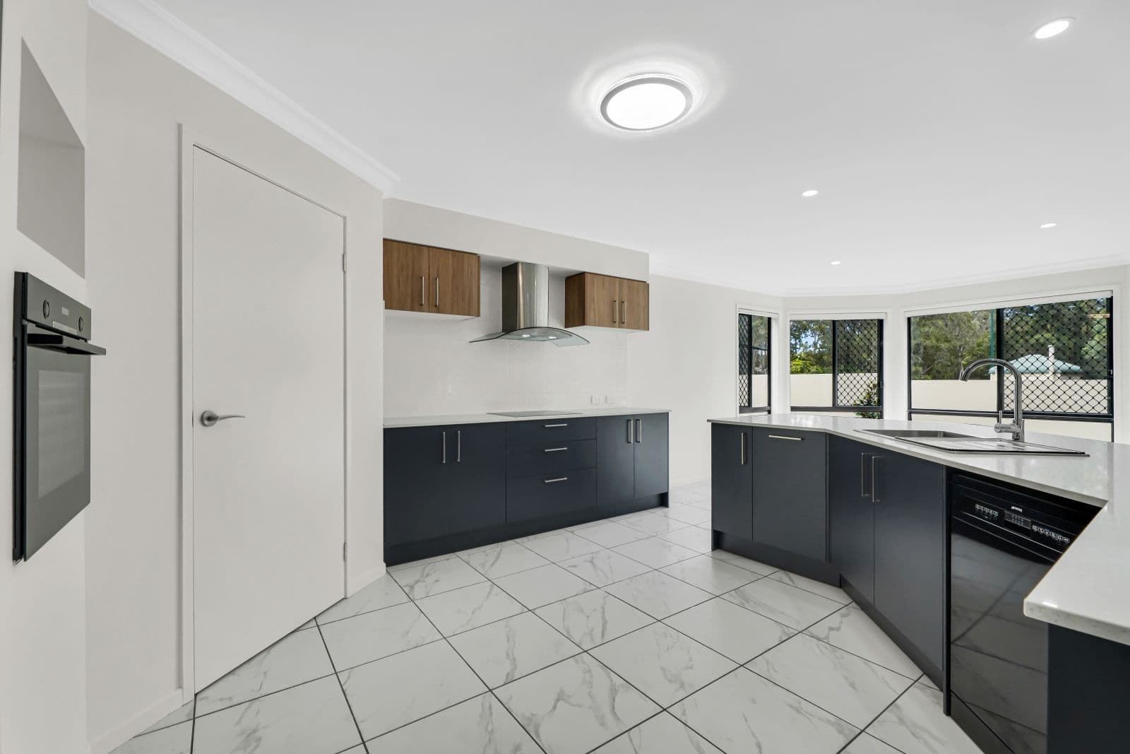 4 Deal Cove, Arundel QLD 4214, Arundel - Thumbnail 5