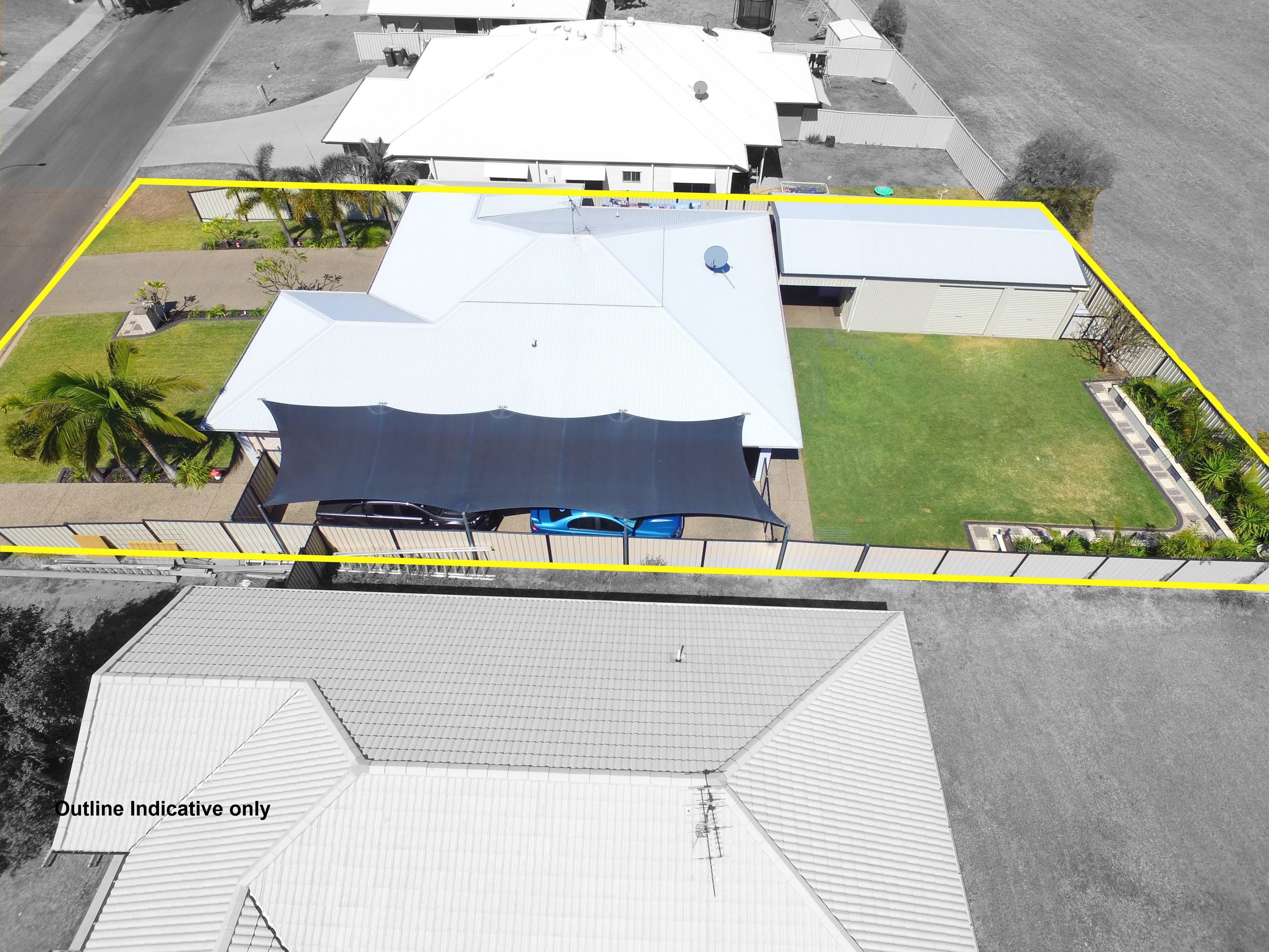 13 Newman Drive, Emerald QLD 4720, Emerald - Thumbnail 2