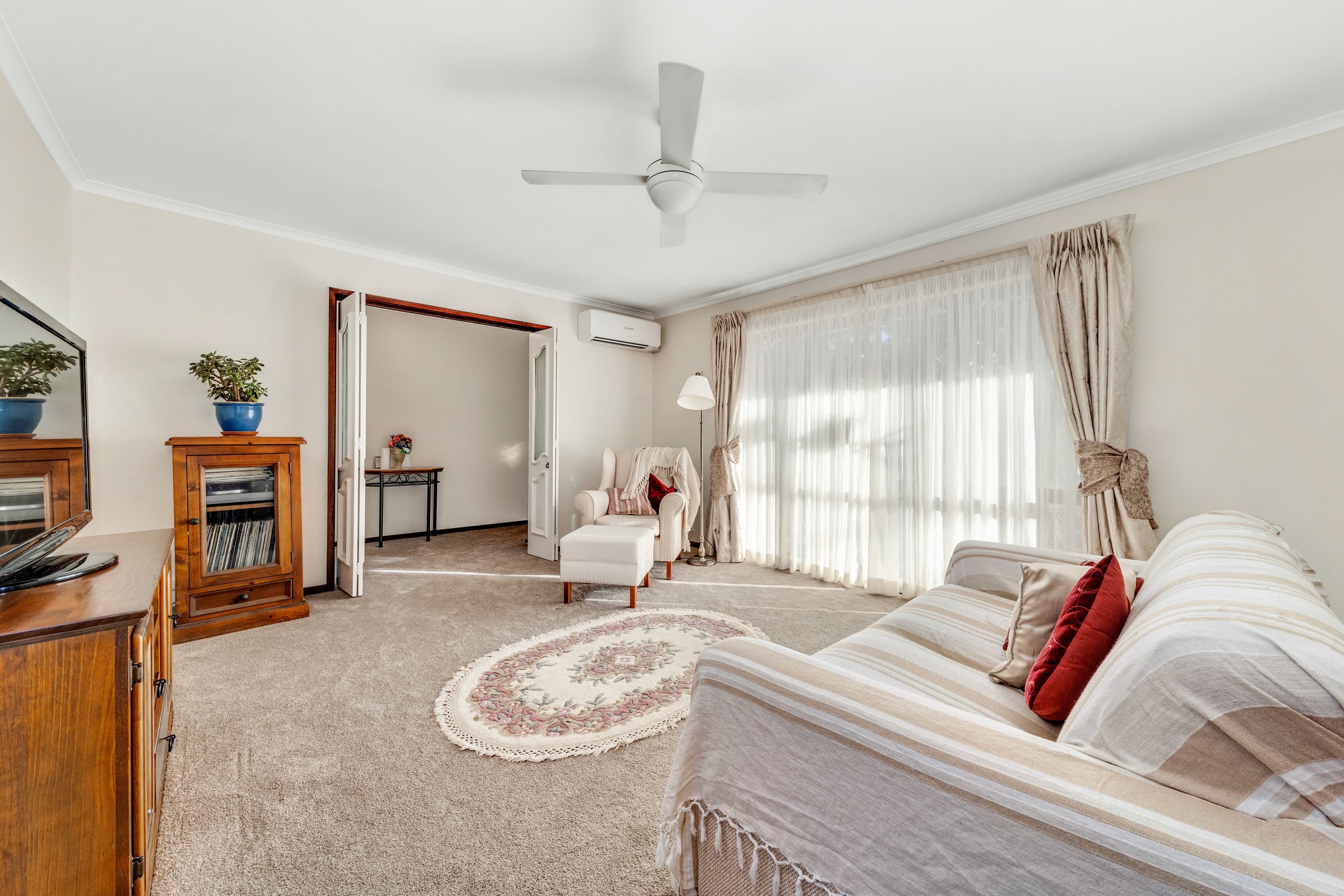 49 Fullagar Crescent, Higgins ACT 2615, Higgins - Thumbnail 3