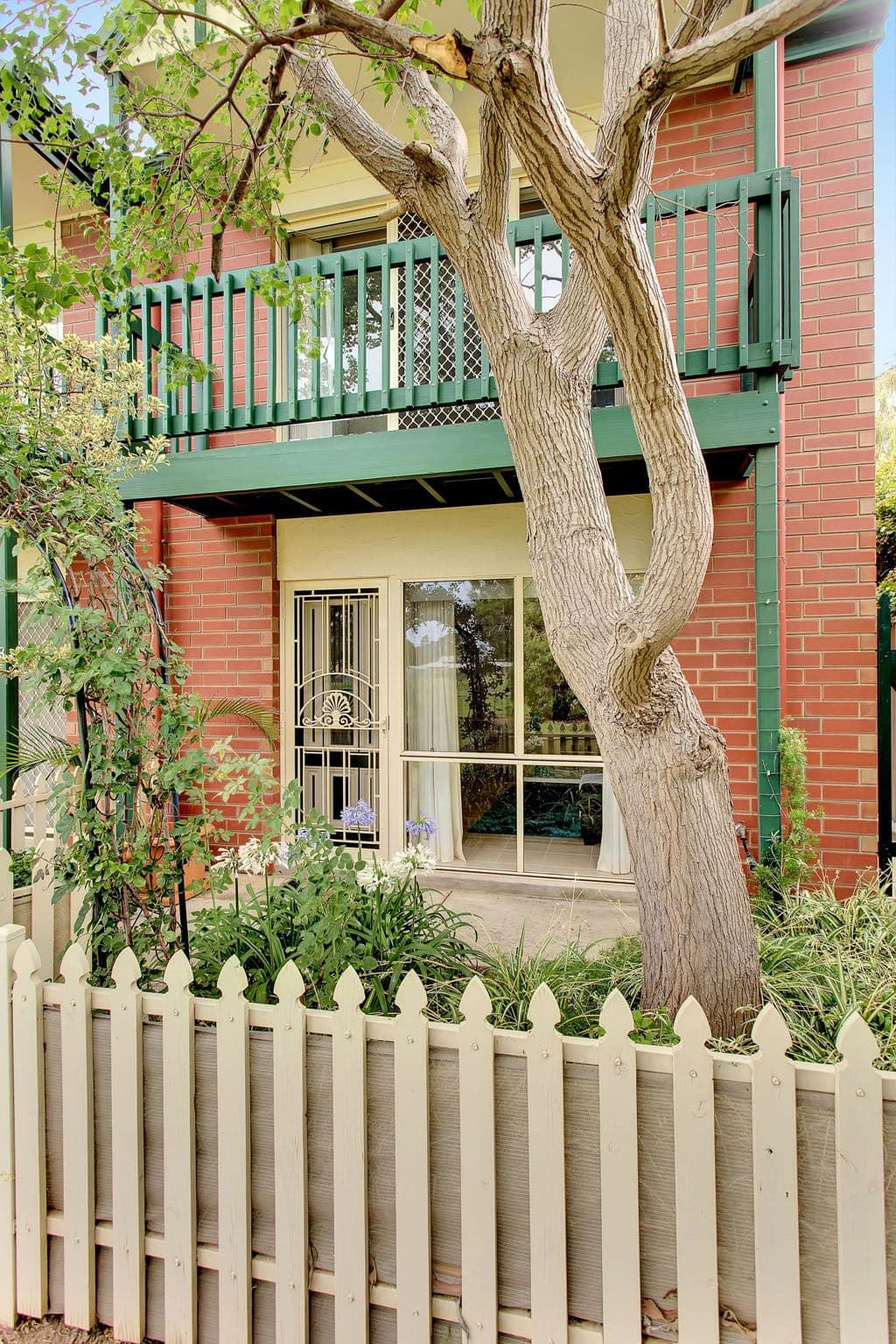 15 Arnold Drive, Mitchell Park SA 5043, Mitchell Park - Image 1