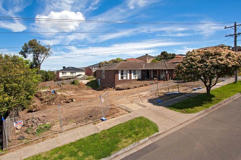 28 - 30 Chivers Avenue, GLEN WAVERLEY VIC 3150, Glen Waverley - Thumbnail 2