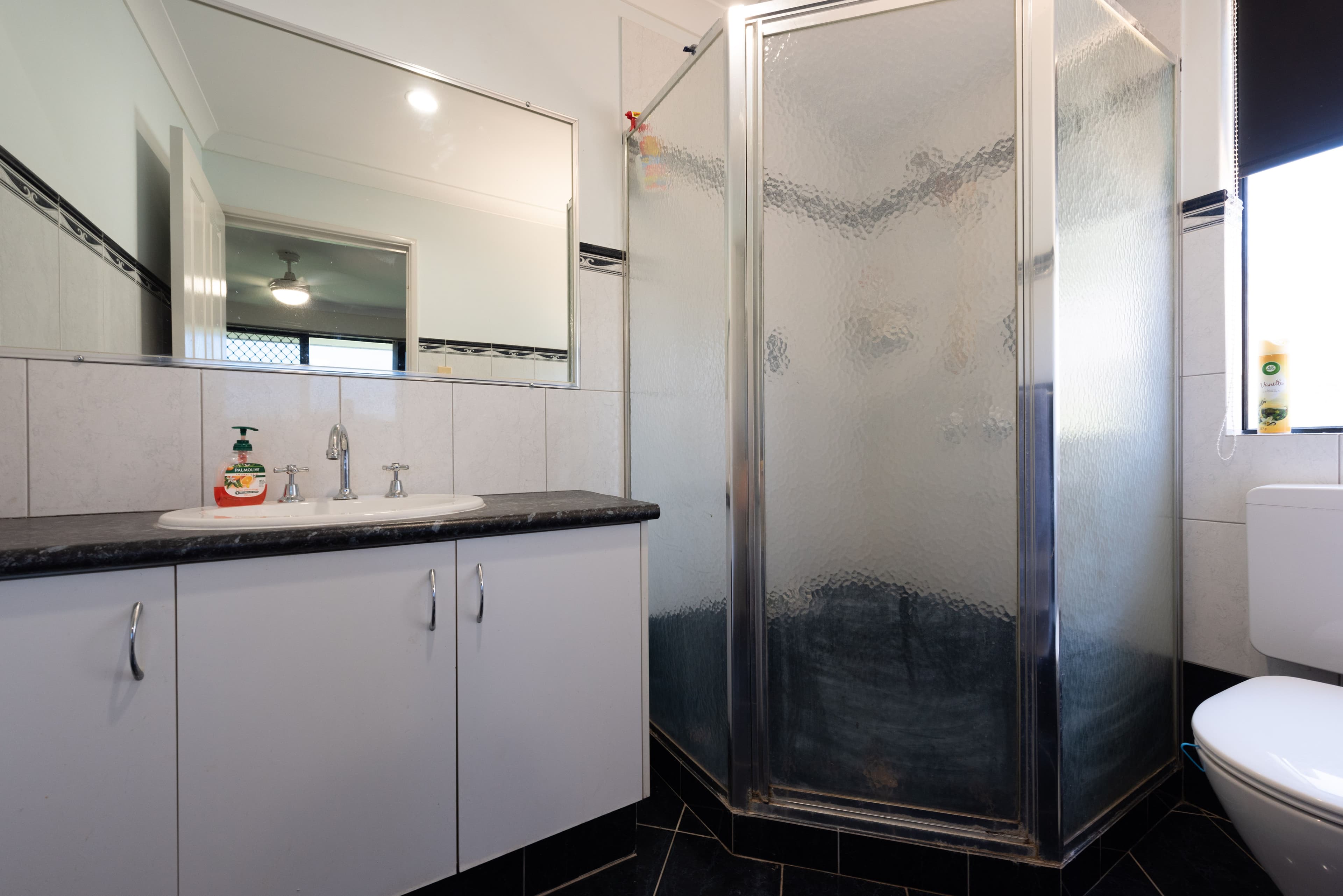 15 Broadfield Close, Utakarra WA 6530, Utakarra - Thumbnail 5