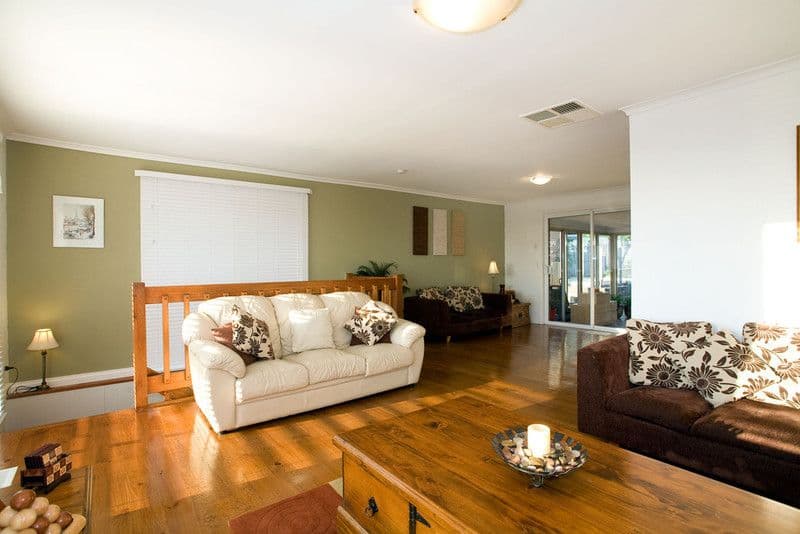 22 Avalon Street, MOOROOLBARK VIC 3138, Mooroolbark - Thumbnail 2