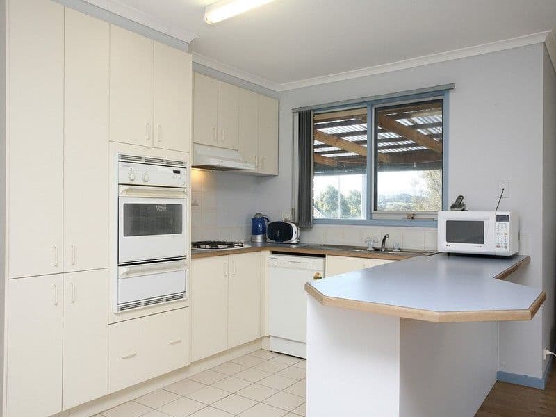 28 Jacksons Road, NARRE WARREN VIC 3805, Narre Warren - Thumbnail 5