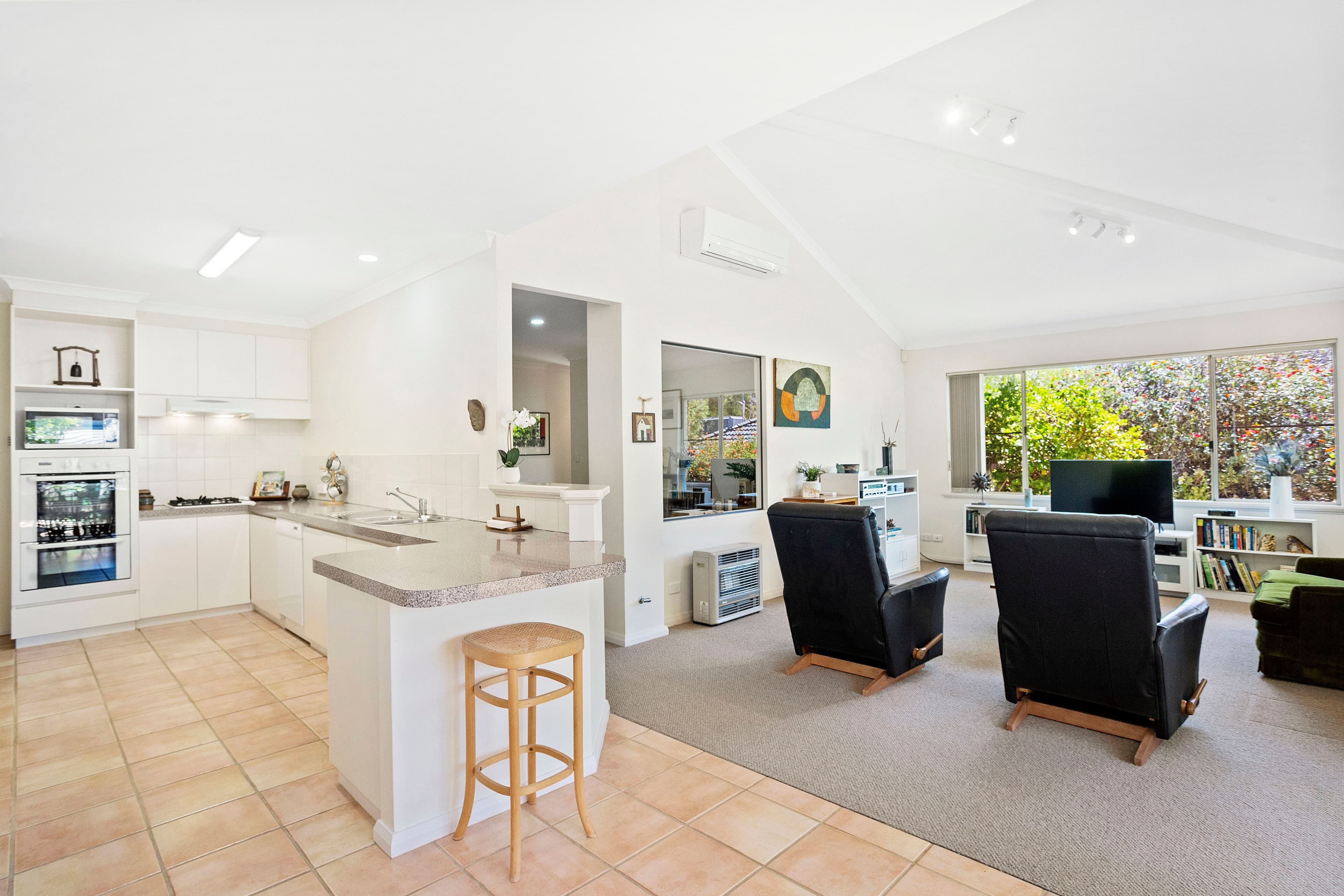 17 Dunbar Road, Cameron Park NSW 2285, Cameron Park - Thumbnail 6
