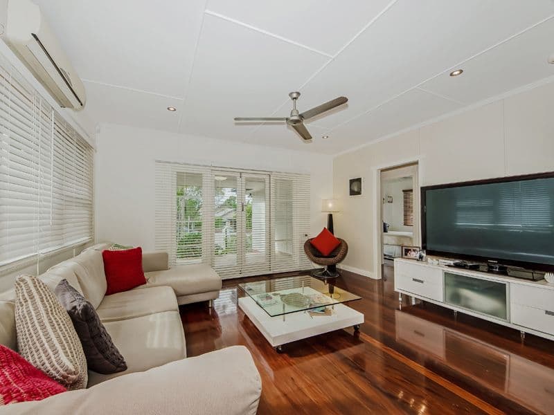 94 Turpin Road, LABRADOR QLD 4215, Labrador - Thumbnail 2
