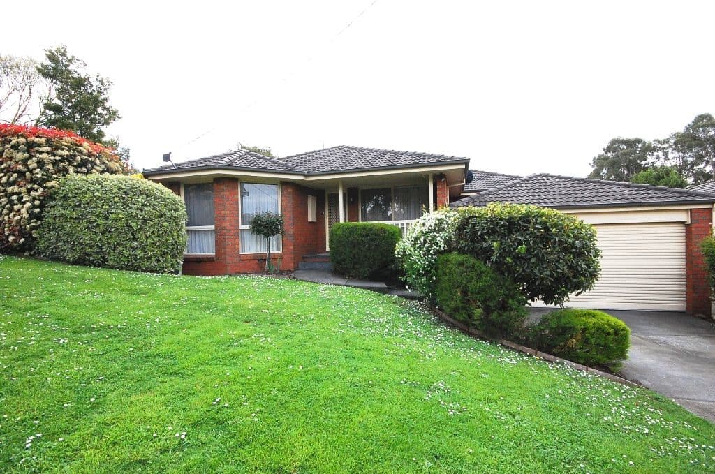 1 Huntingdale Drive, CHIRNSIDE PARK VIC 3116, Chirnside Park - Image 1