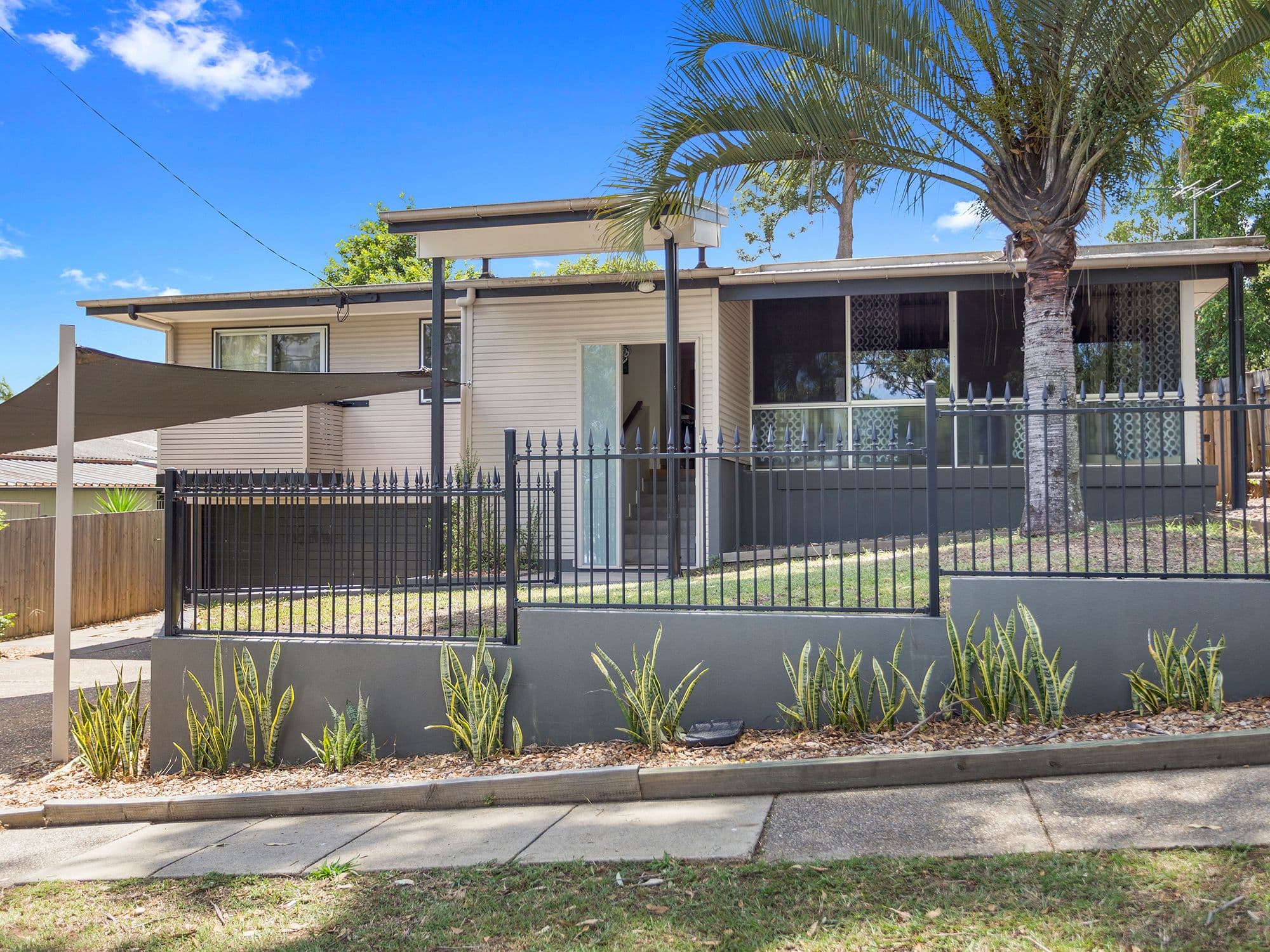 146 Bapaume Road, Holland Park West QLD 4121, Holland Park West - Thumbnail 2