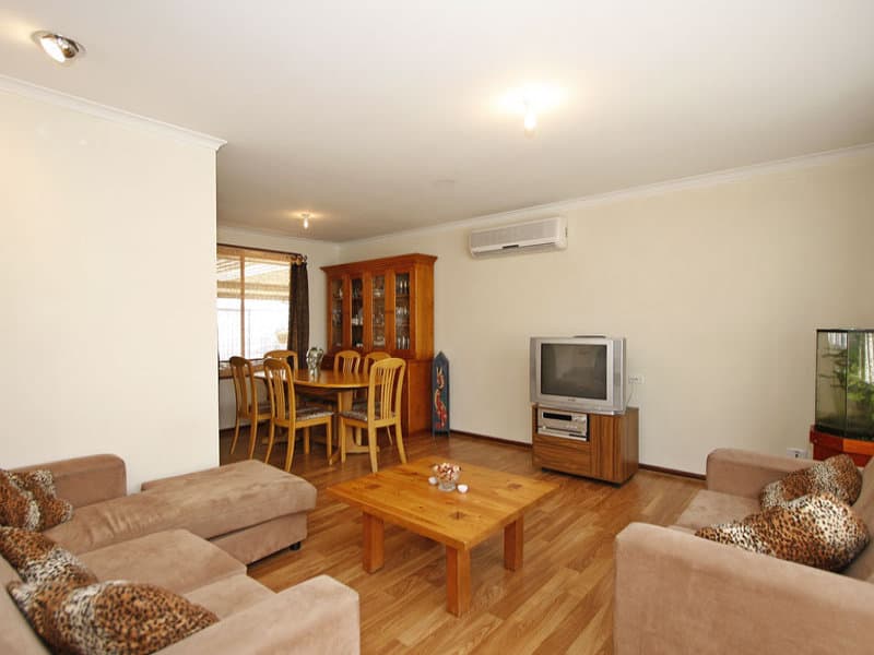 8 Austin Place, Port Willunga - Thumbnail 3