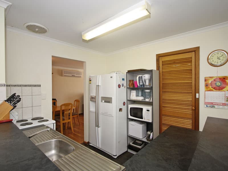8 Austin Place, Port Willunga - Thumbnail 7