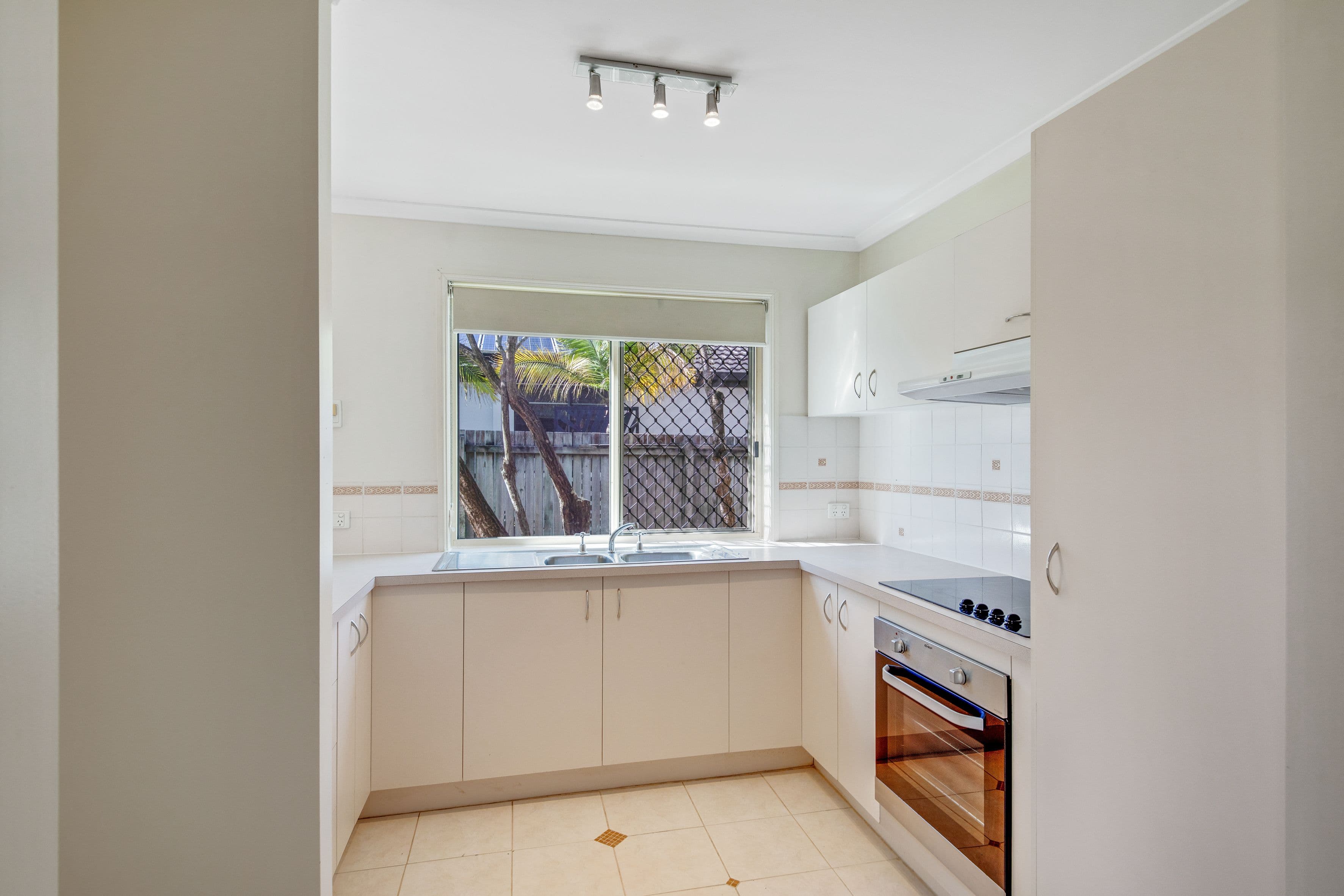5 Setonhall Court, Sippy Downs QLD 4556, Sippy Downs - Thumbnail 5