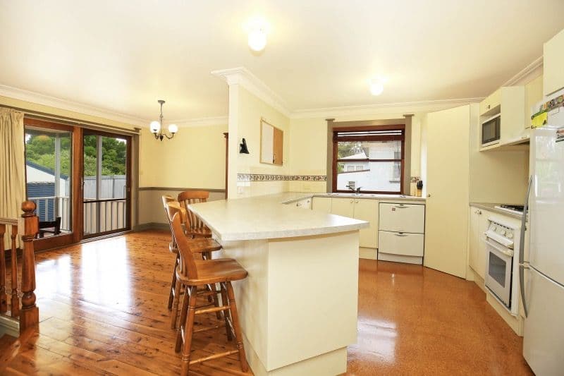 38 Shoalhaven Street, Nowra - Thumbnail 3