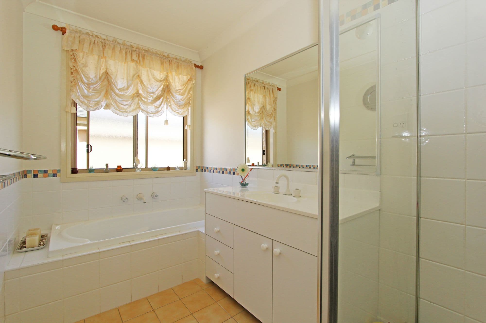 28 Piper Drive, HAMLYN TERRACE NSW 2259, Hamlyn Terrace - Thumbnail 4