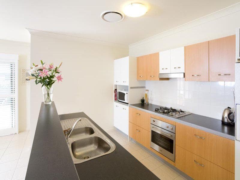6/7 Greenway Circuit,  Mount Ommaney, Mount Ommaney - Thumbnail 5