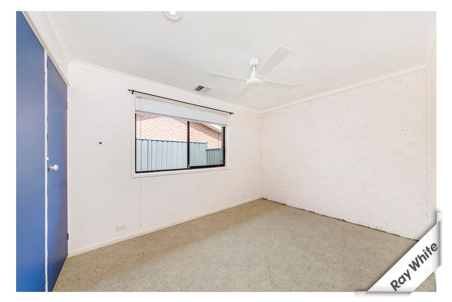 37 Baskerville Street, CHISHOLM ACT 2905, Chisholm - Thumbnail 2