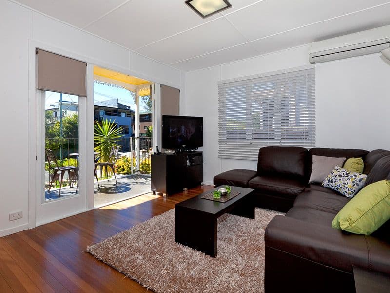 19 Hood Street, SHERWOOD QLD 4075, Sherwood - Thumbnail 4