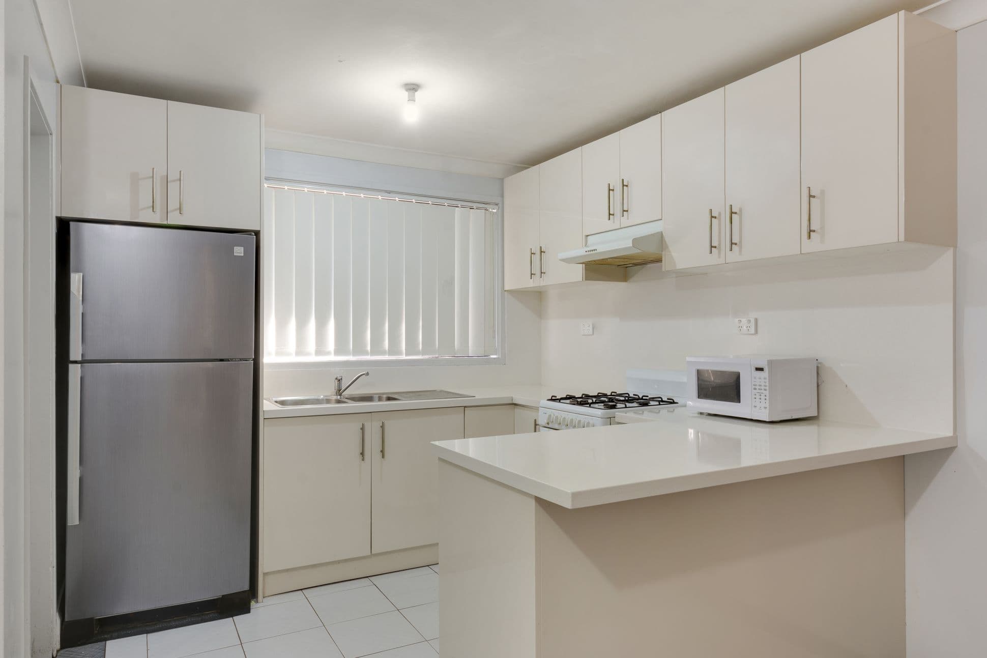 7 Gaspard Place, Ambarvale - Image 1