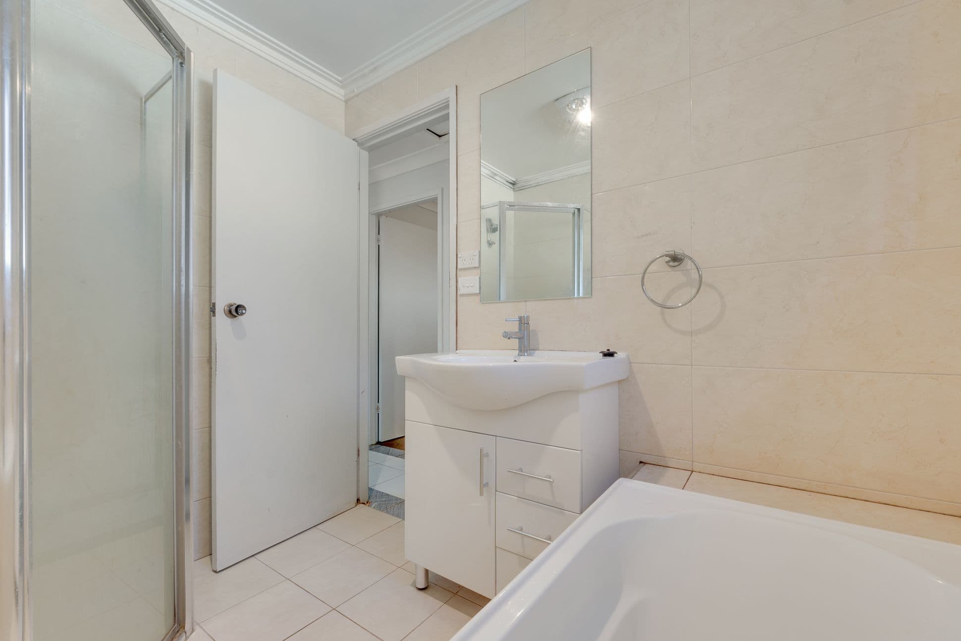 7 Gaspard Place, Ambarvale - Thumbnail 6