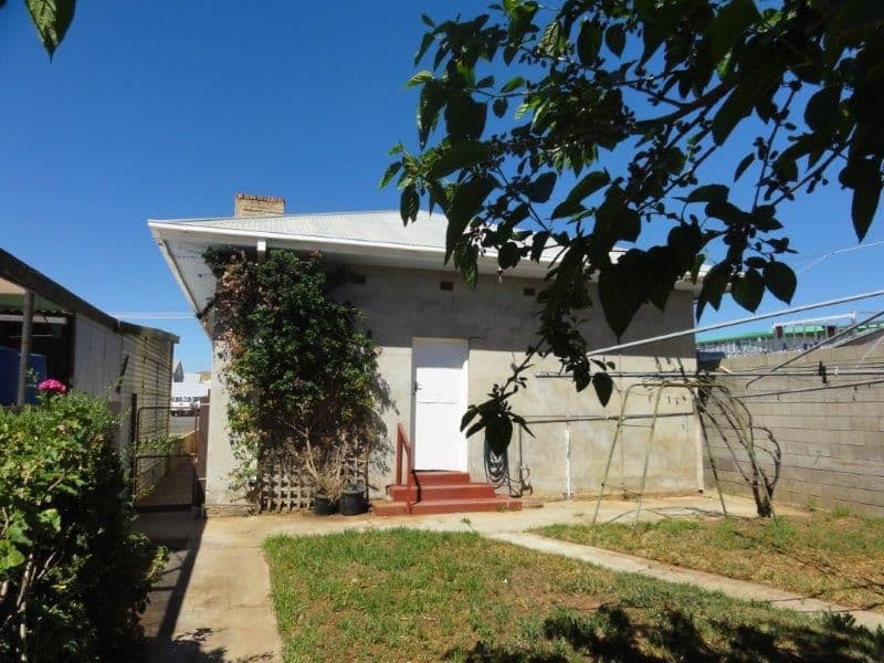 406 Beryl Street, BROKEN HILL NSW 2880, Broken Hill - Thumbnail 4