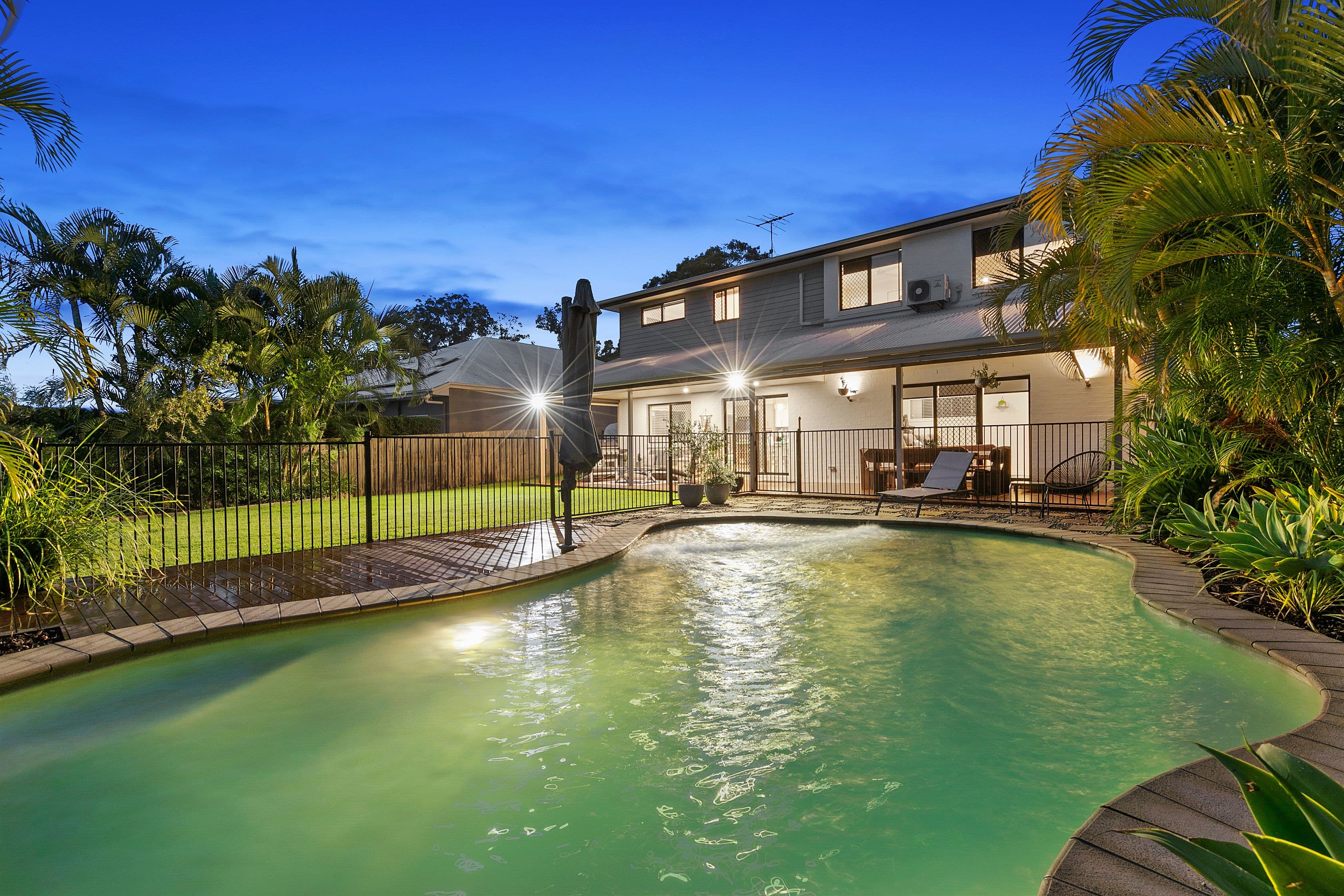 11 Riseborough Terrace, Cleveland QLD 4163, Cleveland - Thumbnail 2