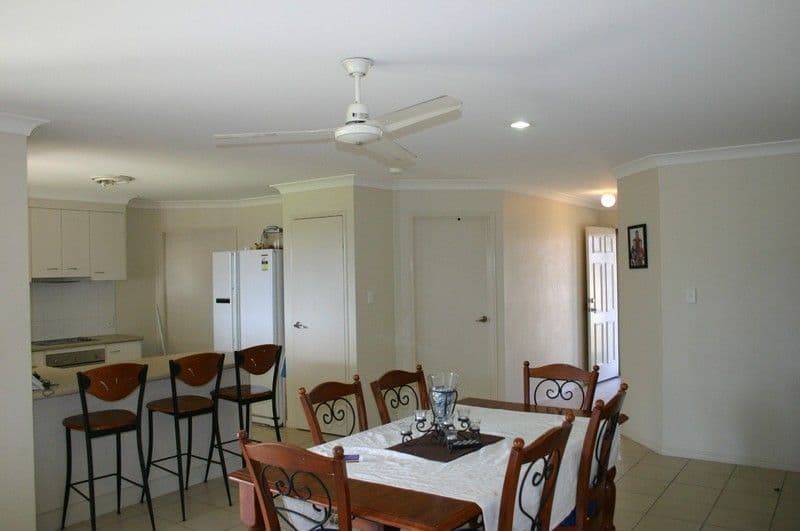 9 Halloran Court, THABEBAN QLD 4670, Thabeban - Thumbnail 2